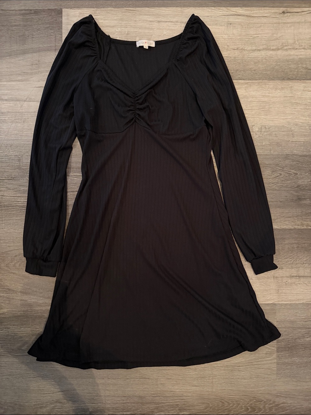 Ultra Flirt Ruched Mini Dress in Black Size Medium Like New
